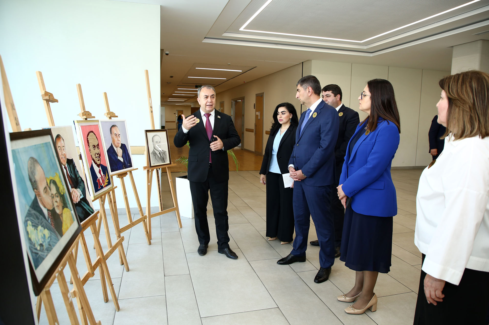 “Yaşıl dünya naminə həmrəylik ili”nə həsr olunmuş tamaşa nümayiş olunub