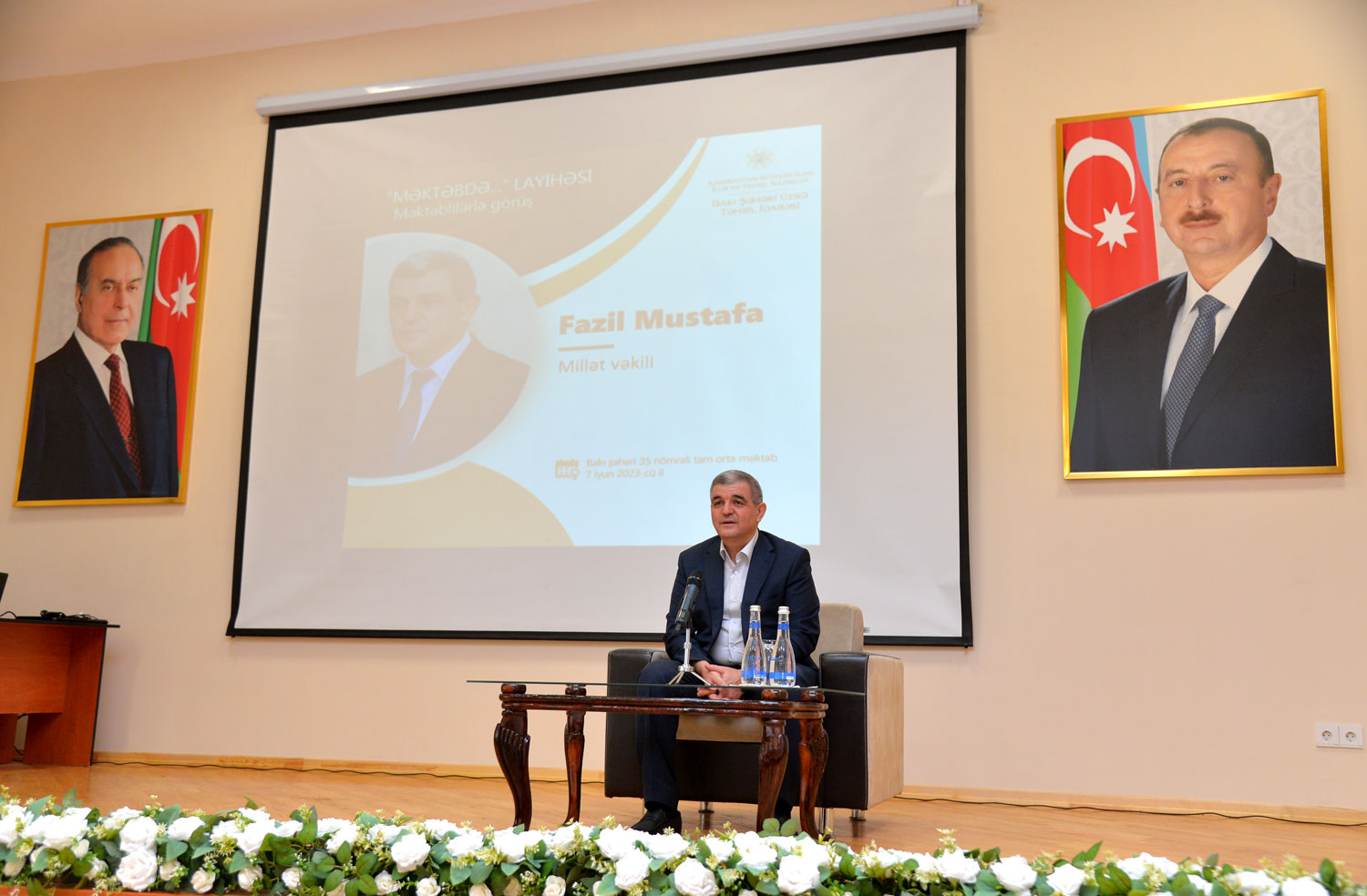 Millət vəkili “Məktəbdə...” layihəsində