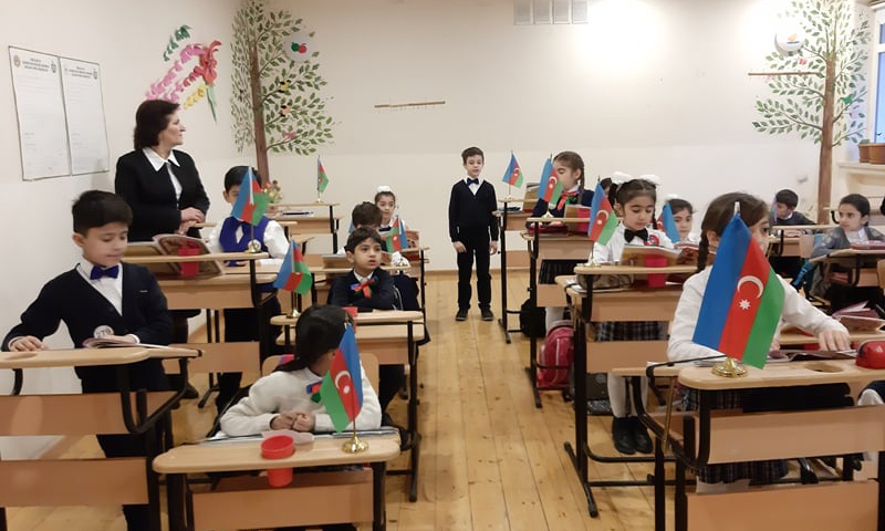 Ümummilli liderin xatirəsi təhsil müəssisələrində anılıb
