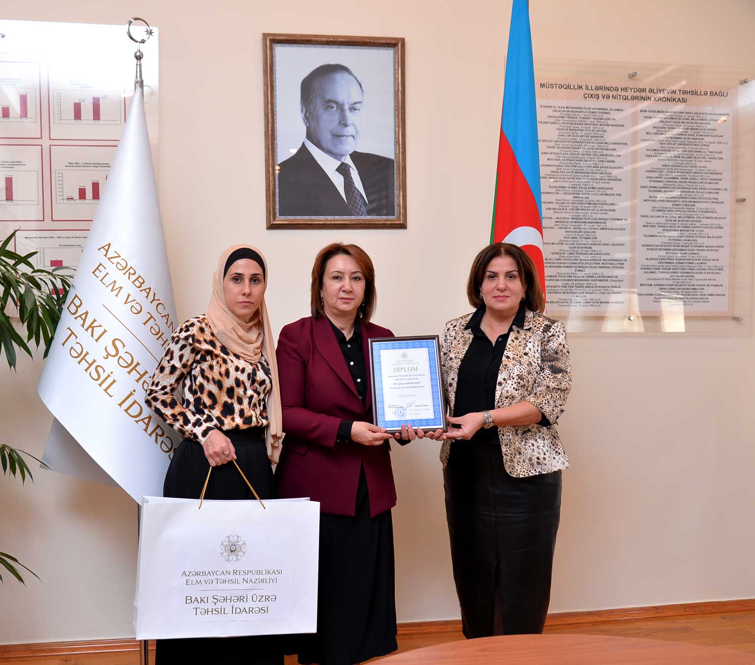 “Ən yaxşı məktəb saytı” müsabiqəsinin qalibləri mükafatlandırılıb