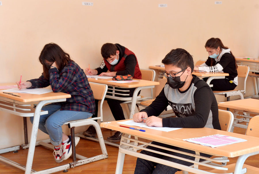 118 məktəbli olimpiadanın final turuna vəsiqə qazanıb