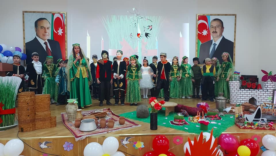 Məktəblərdə bayram tədbirləri