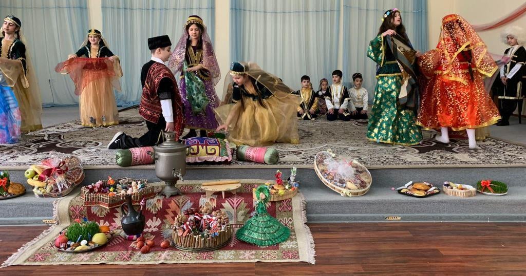 Məktəblərdə bayram tədbirləri
