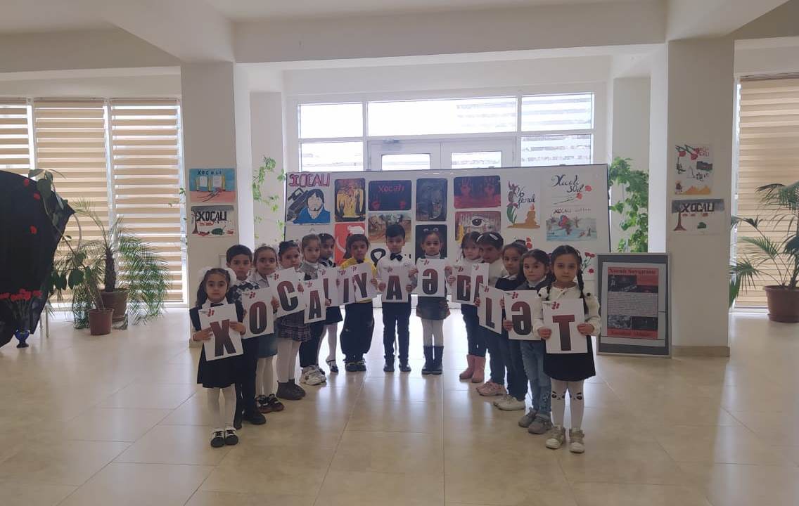 Paytaxtdakı təhsil müəssisələrində Xocalı faciəsi anılır