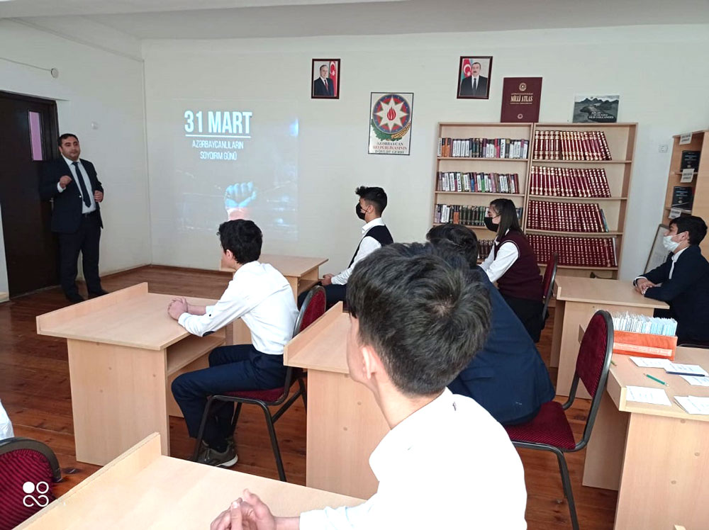 Təhsil müəssisələrində soyqırım qurbanları anılıb