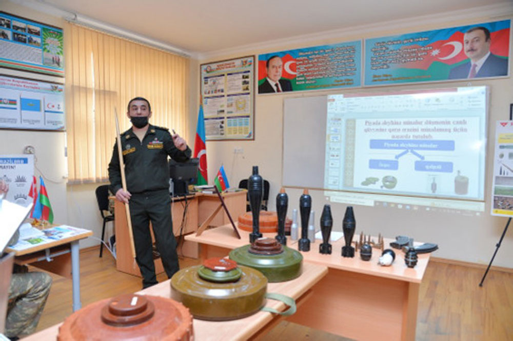 Ümumdünya Mülki Müdafiə Gününə həsr olunmuş “Açıq dərs”lər
