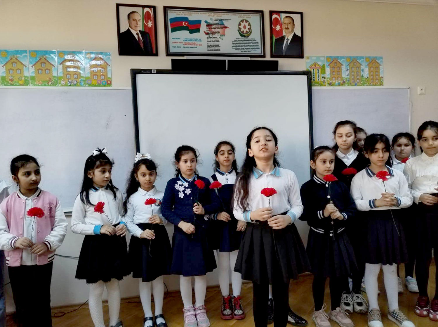 Məktəblərdə Aprel döyüşlərinə həsr olunmuş tədbirlər