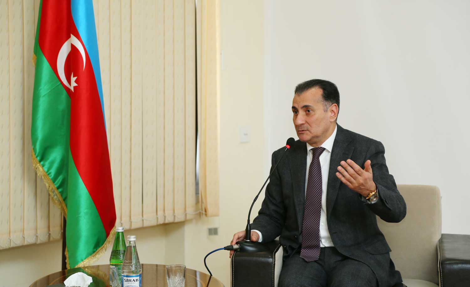 Mirşahin “Məktəbdə...” layihəsində