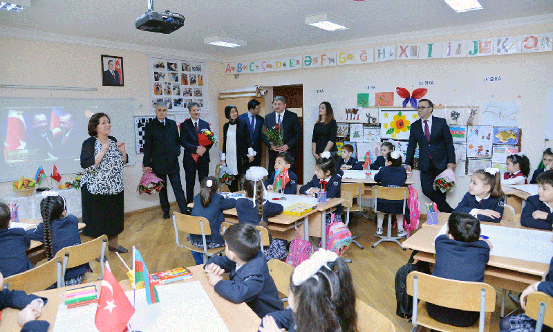 Türkiyəli qonaqlar inklüziv təhsil siniflərində