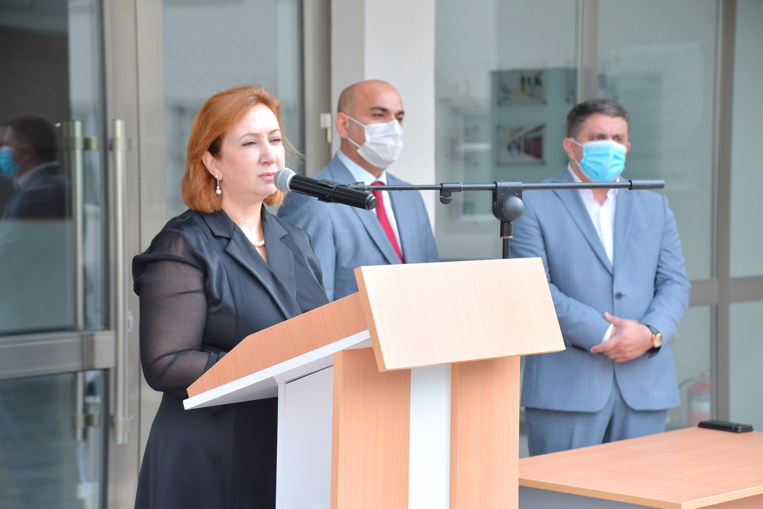 BŞTİ müdiri ilk dərs günündə iştirak edib