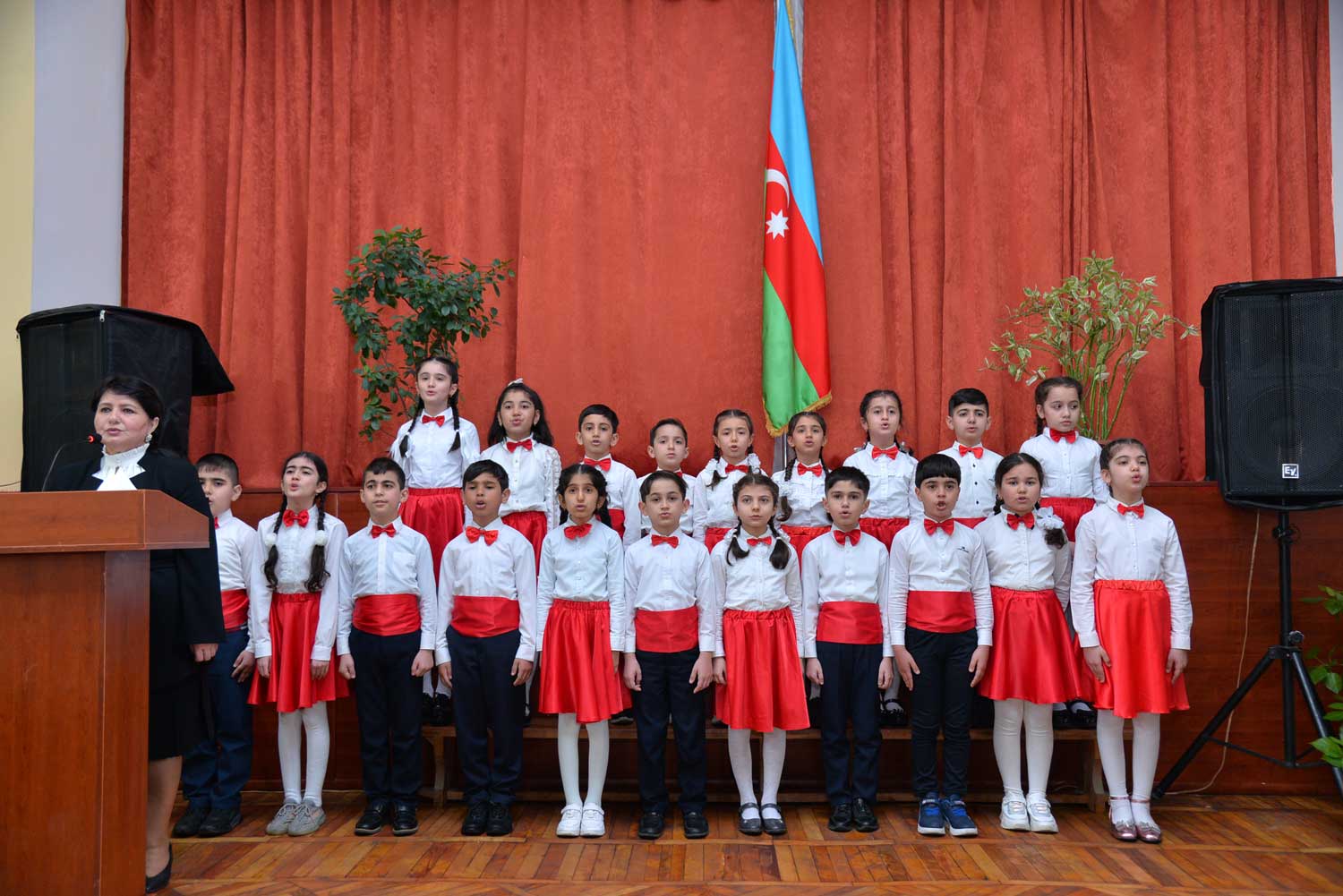 Pilot layihələr tətbiq olunan siniflərdə “Açıq dərs”lər keçirilib
