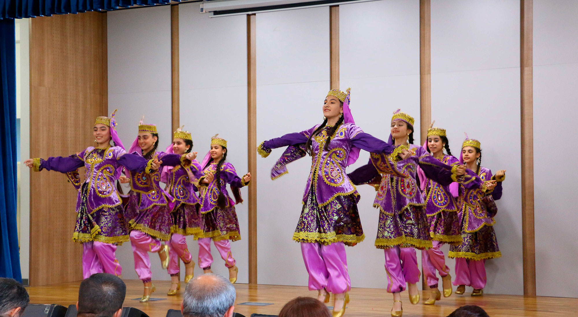 Füzulidə “Milli qurtuluşdan zəfərə” məktəblilərin yaradıcılıq festivalı keçirilib