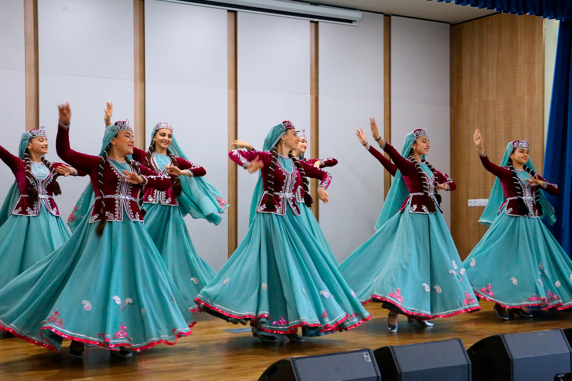 Füzulidə “Milli qurtuluşdan zəfərə” məktəblilərin yaradıcılıq festivalı keçirilib