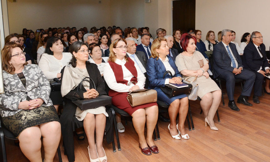 Xəzər rayonunun təhsil işçiləri ilə görüş