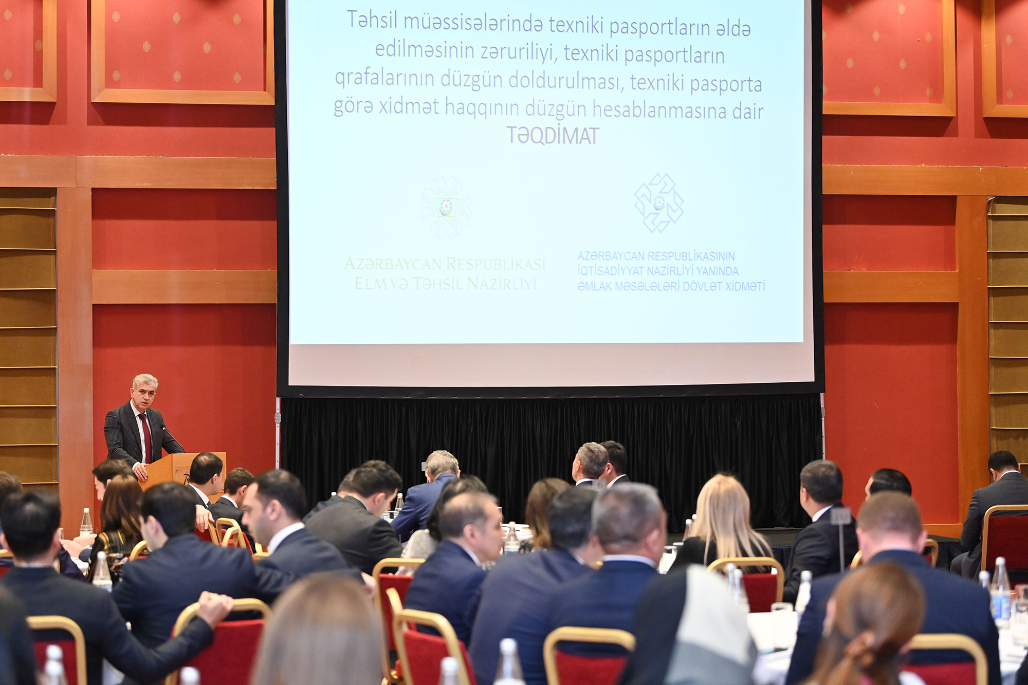 Regional təhsil idarələrinin rəhbərləri və maliyyə-mühasibatlıq işçiləri üçün praktiki seminar