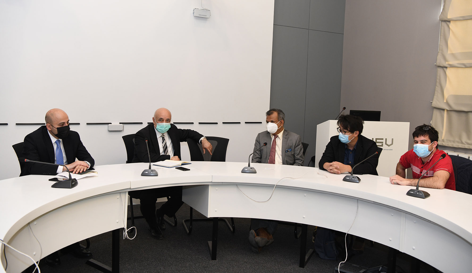 Mərkəzi Asiya Forumunun direktoru ilə görüş keçirilib