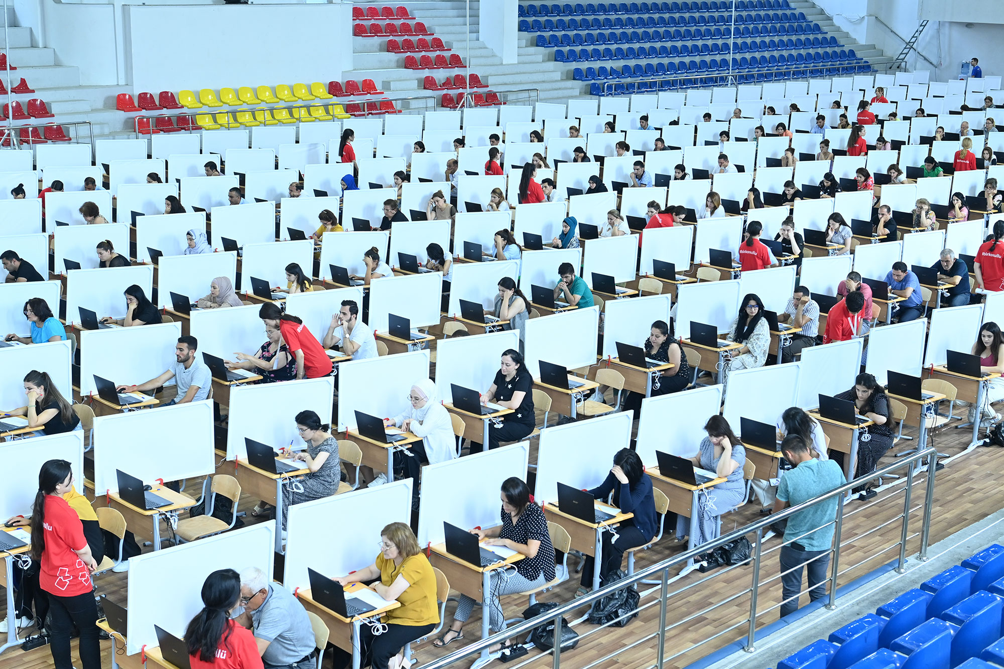 İxtisas fənn müəllimləri və istehsalat təlimi ustalarının işə qəbul imtahanları izlənilib