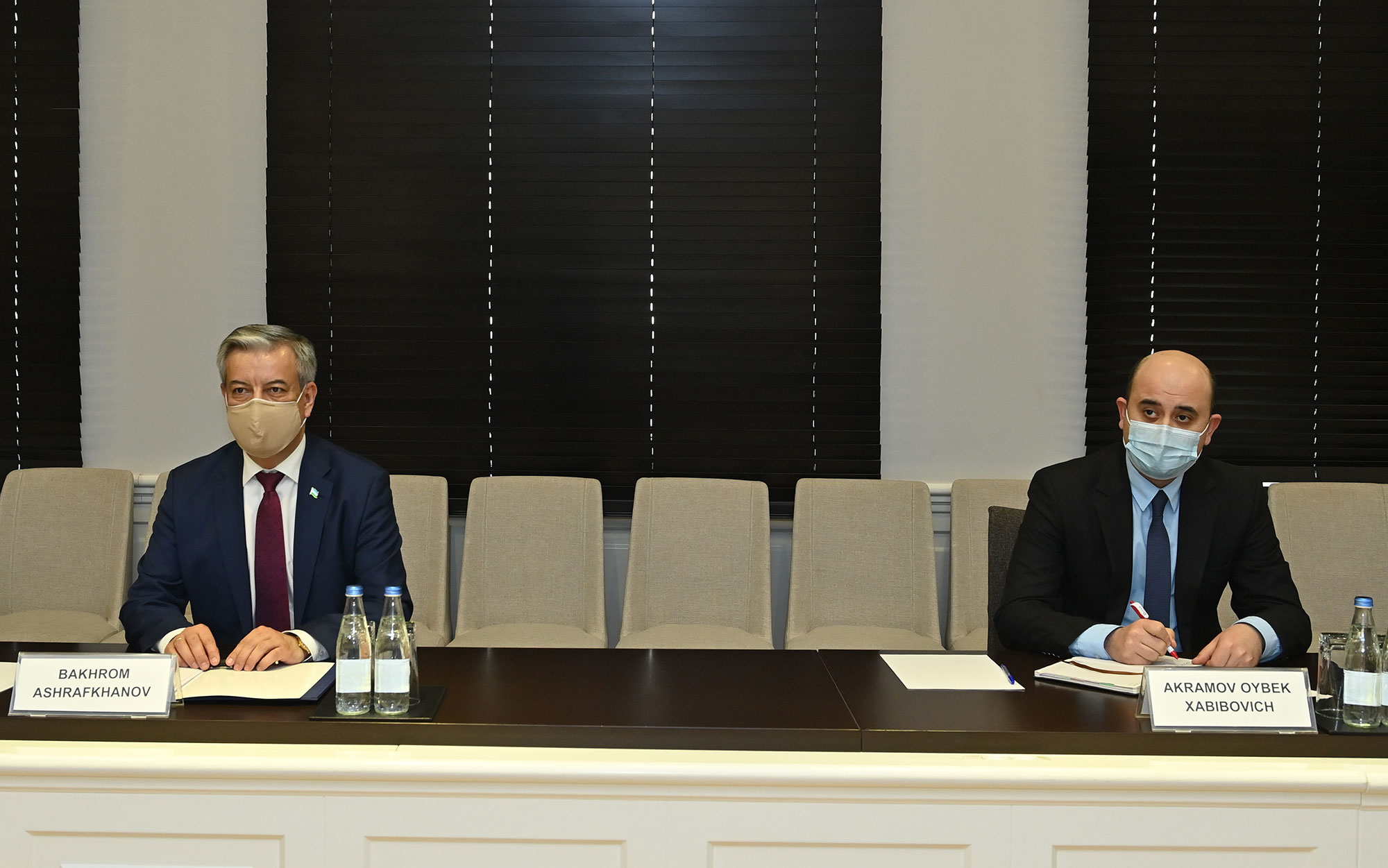 Təhsil naziri Özbəkistanın ölkəmizdəki səfiri ilə görüşüb
