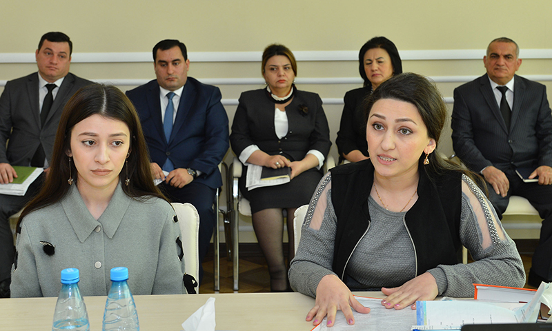 Təhsil naziri Ağcabədi şəhərində vətəndaşları qəbul edir