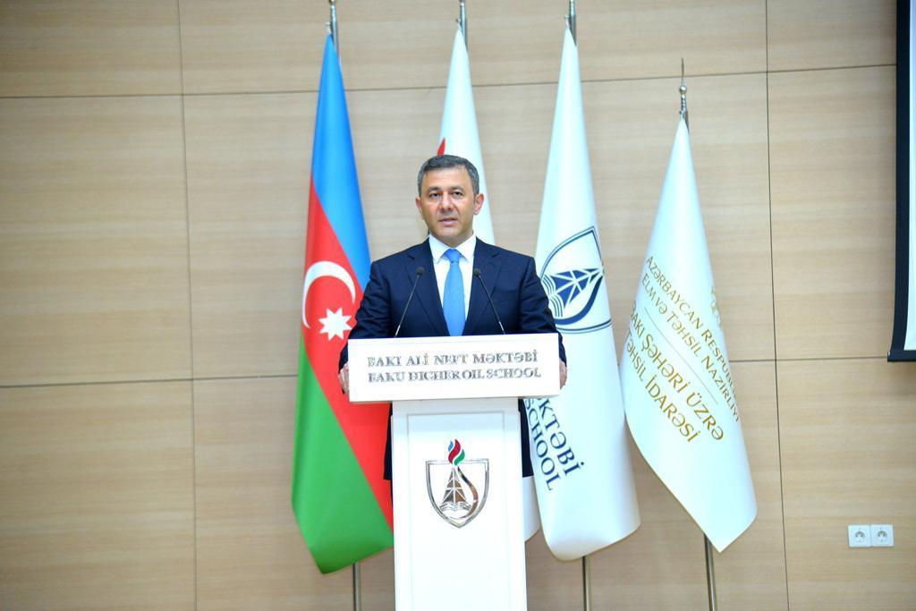 II Bakı Elm Olimpiadasının qalibləri mükafatlandırılıb
