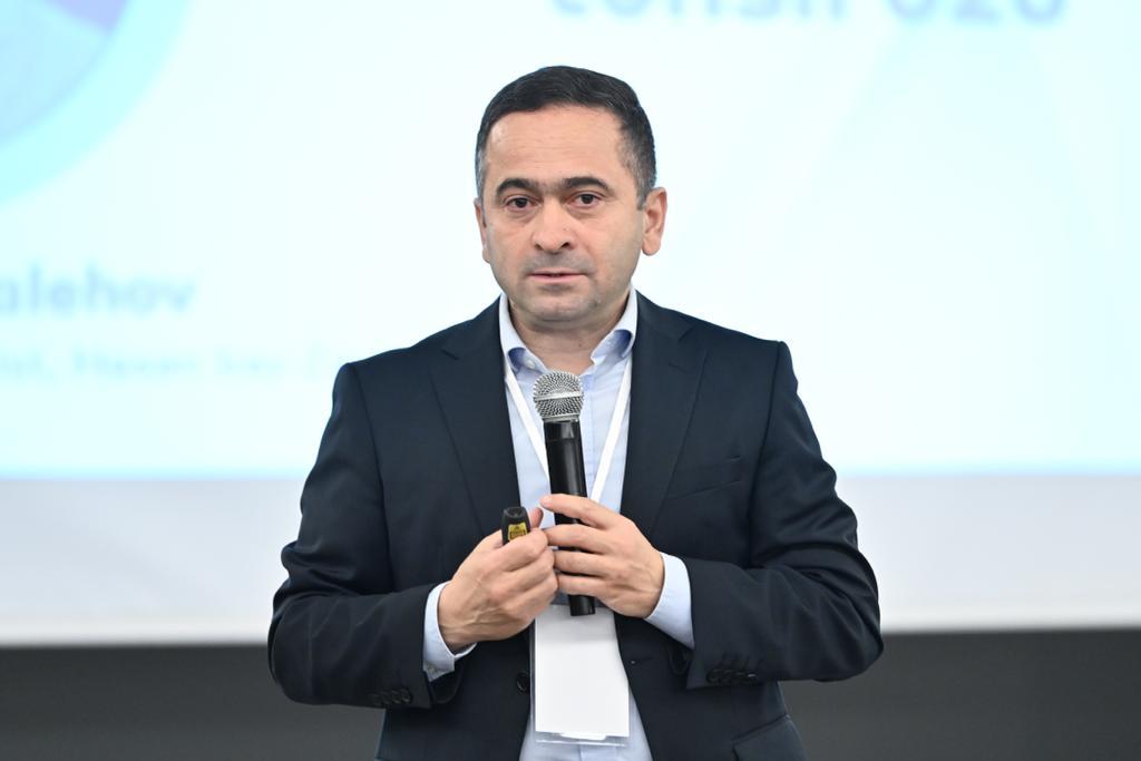 “Effektiv kommunikasiya” mövzusunda təlim keçirilib