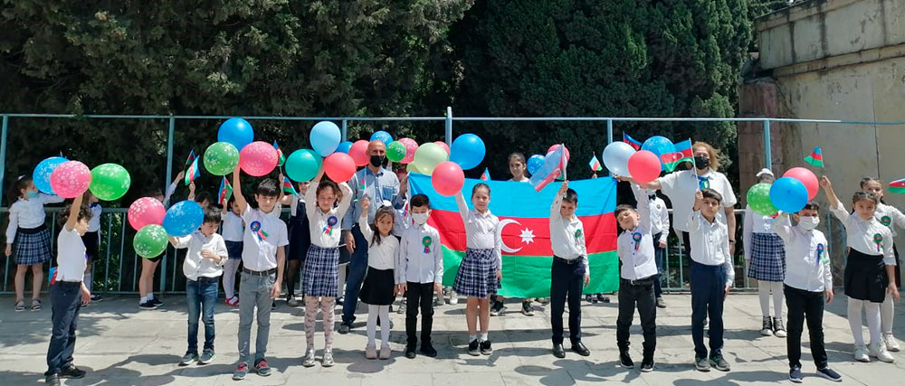 Məktəbdənkənar təhsil müəssisələrində Respublika günü