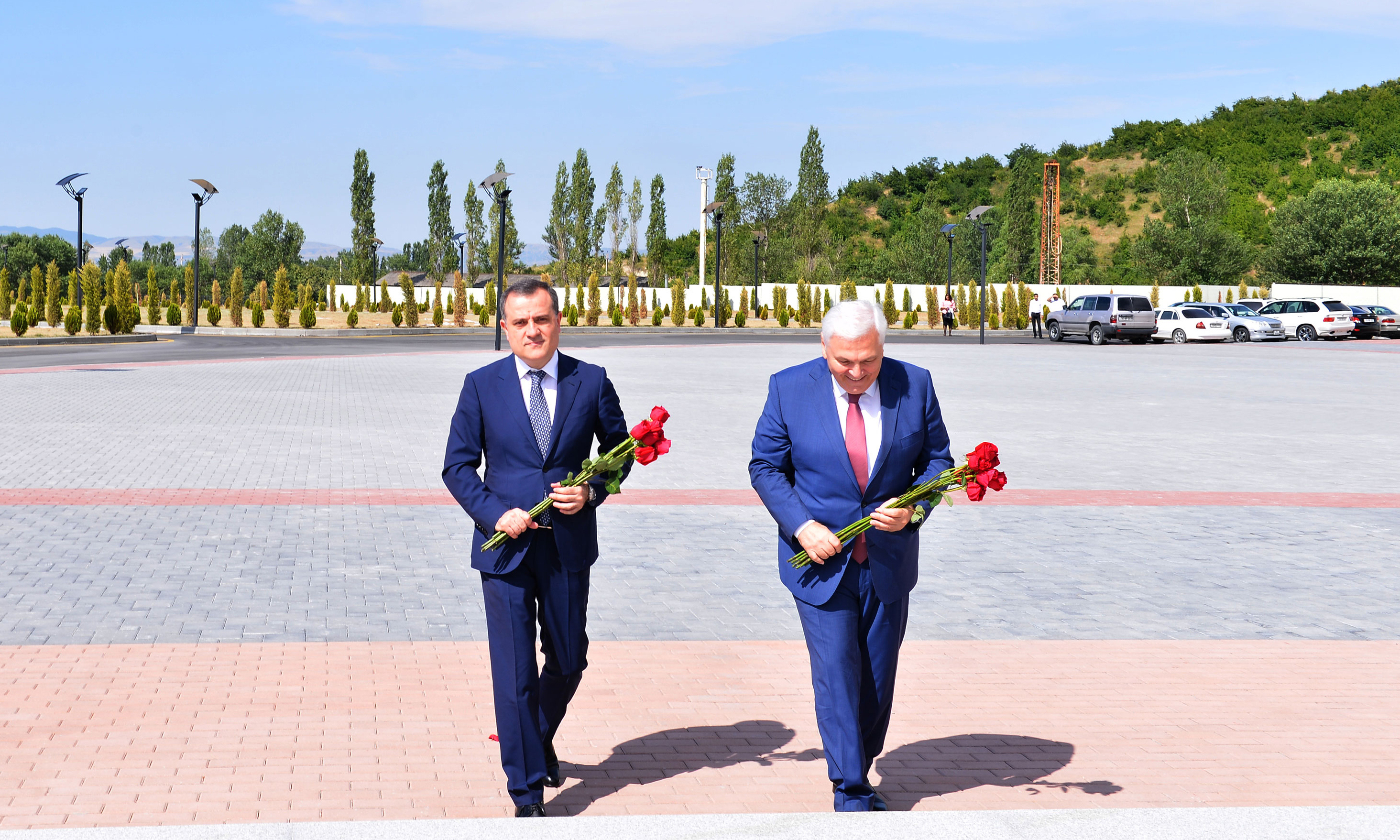 Təhsil naziri Şəkidə vətəndaşları qəbul edib
