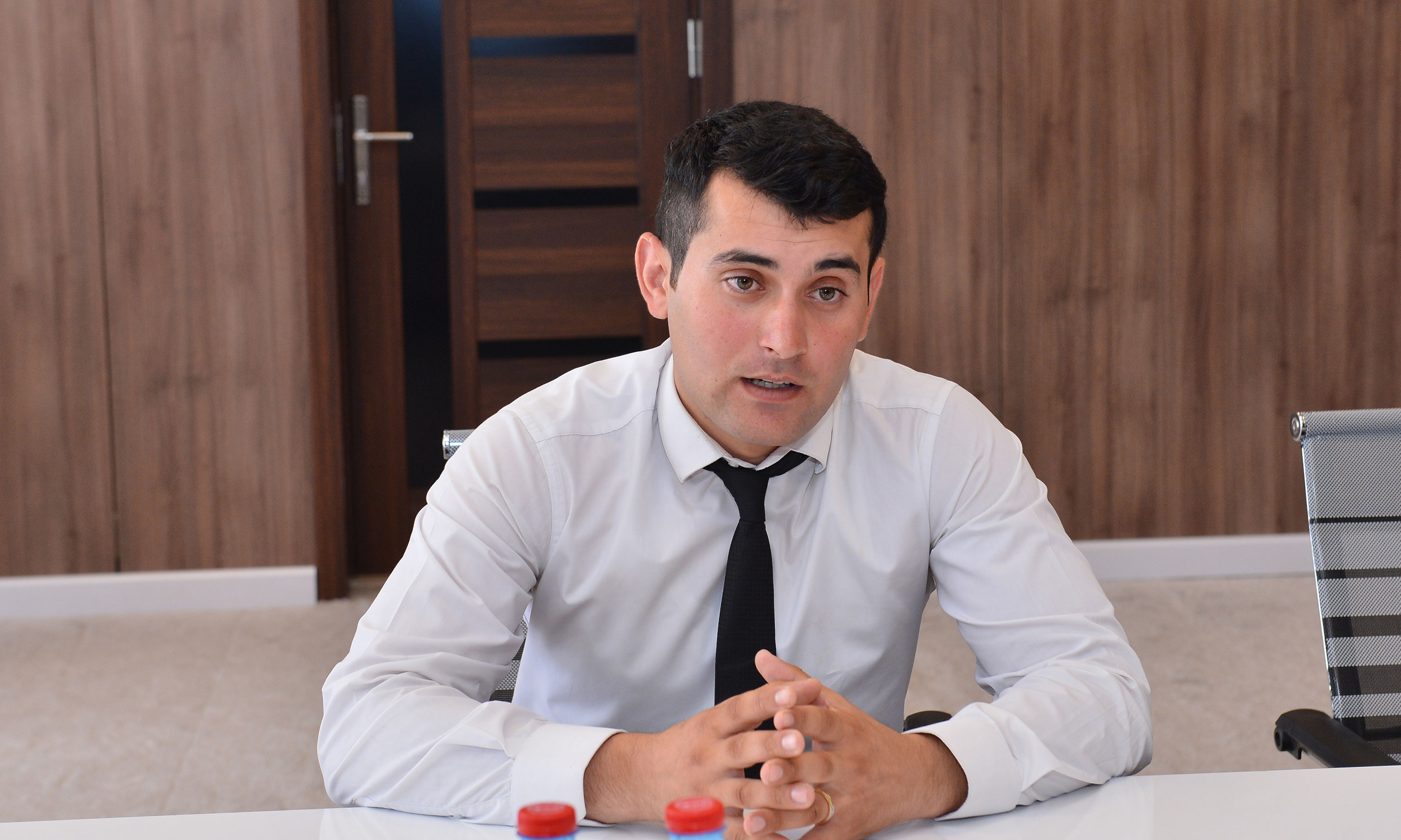 Təhsil naziri Şəkidə vətəndaşları qəbul edib