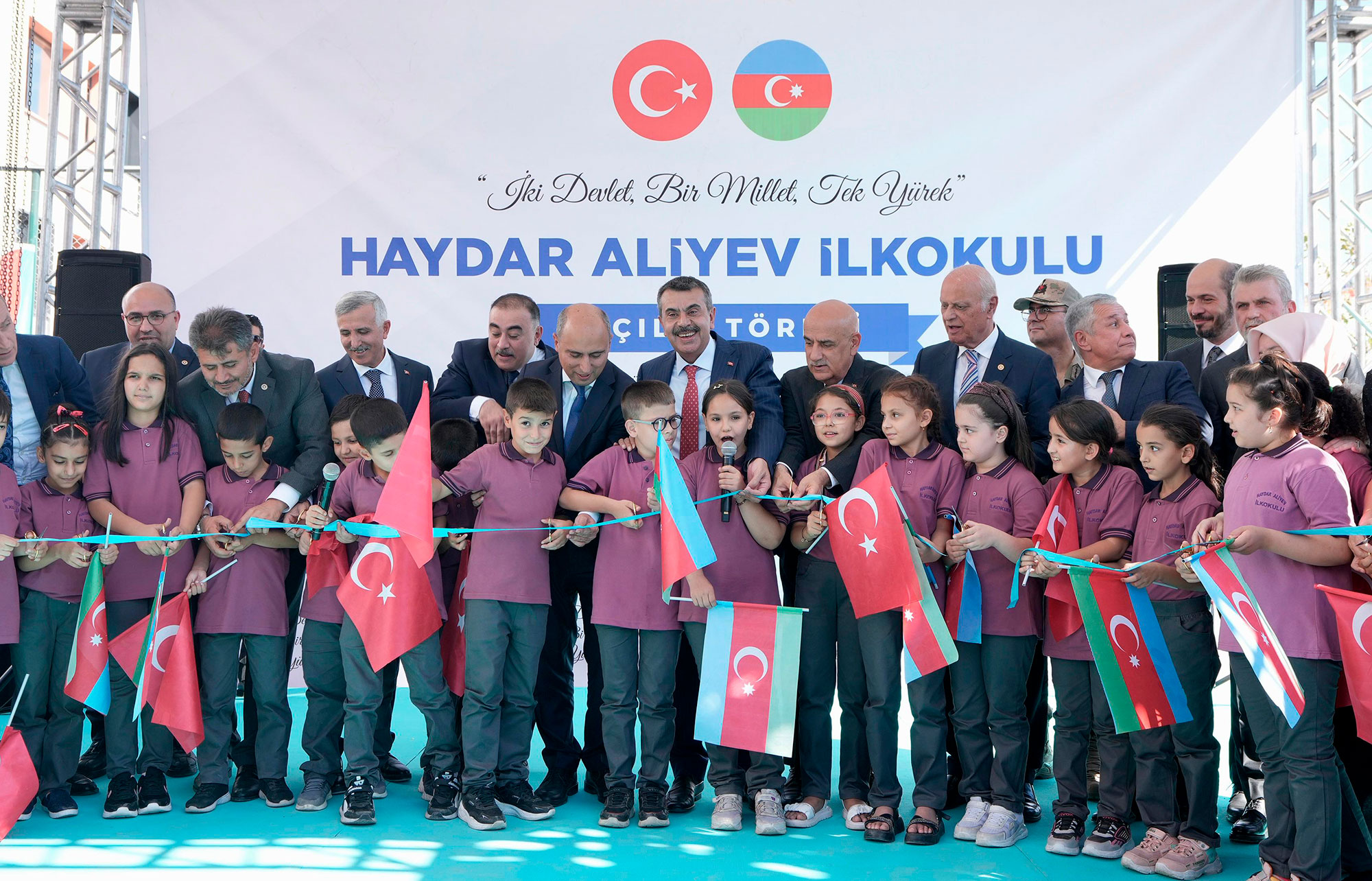 Kahramanmaraşda yeni inşa edilən Heydər Əliyev adına məktəbin açılışı olub