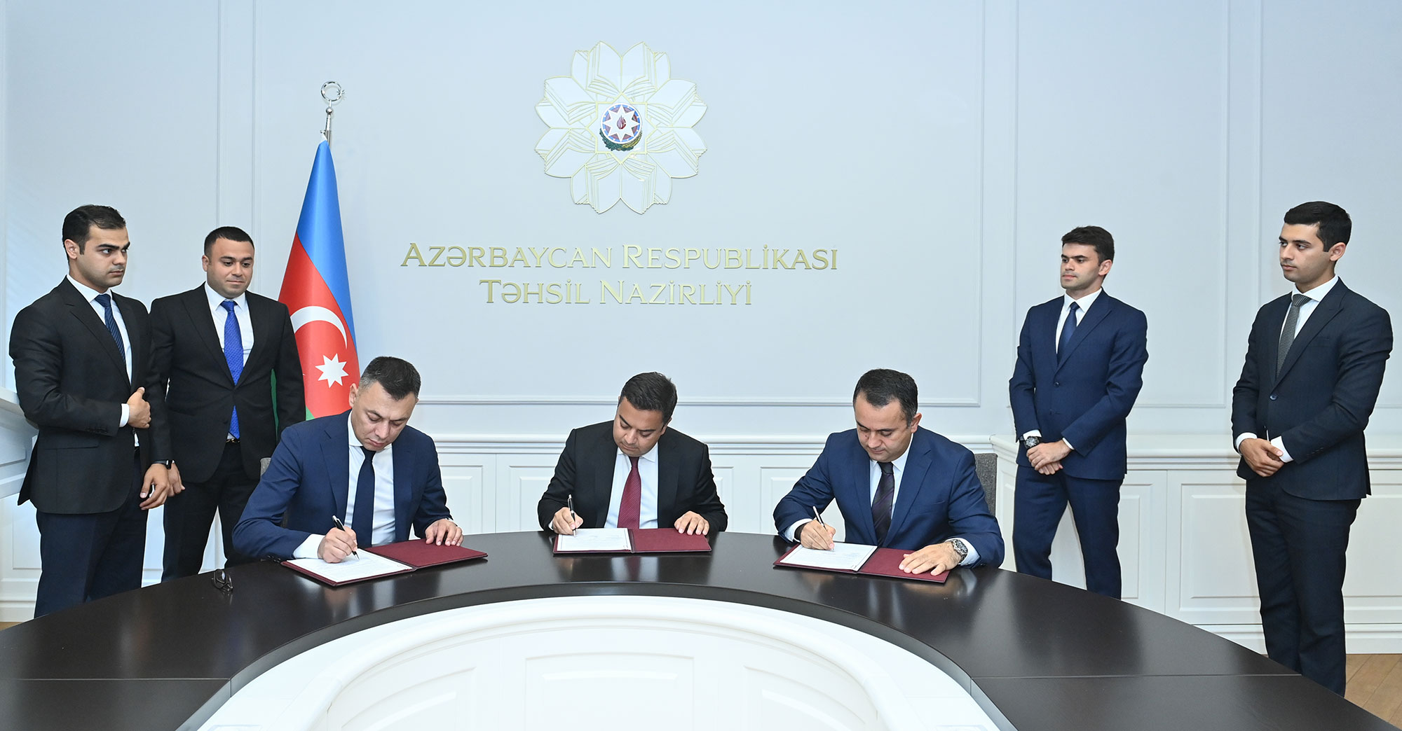 “BestComp Group” tərəfindən işğaldan azad olunmuş ərazilərdə yerləşən təhsil müəssisələri üçün 1000 ədəd kompüter ianə edilib