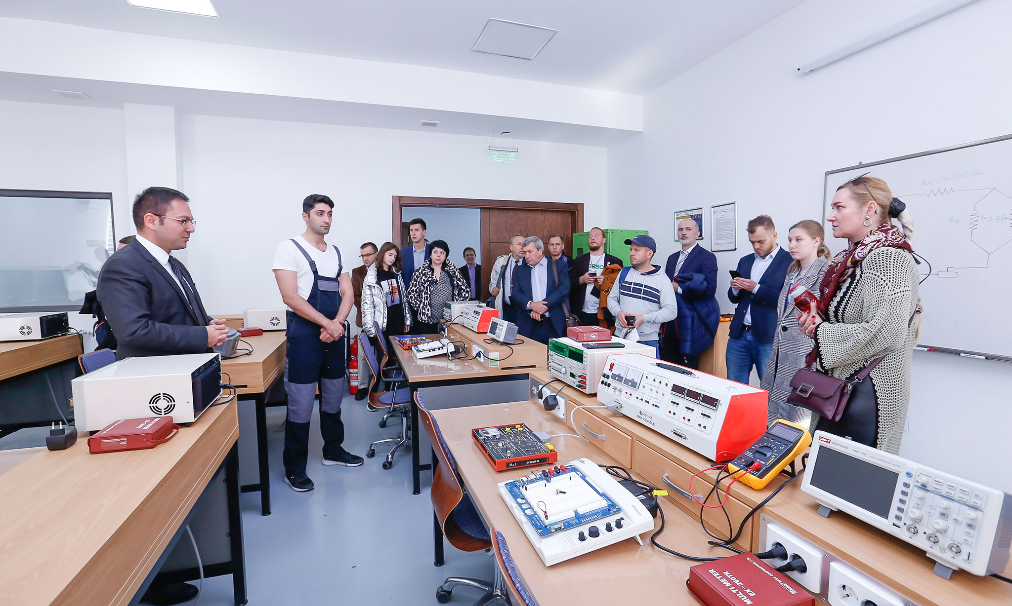 Rusiya Federasiyasının nümayəndə heyəti yeni Peşə Təhsil Mərkəzində
