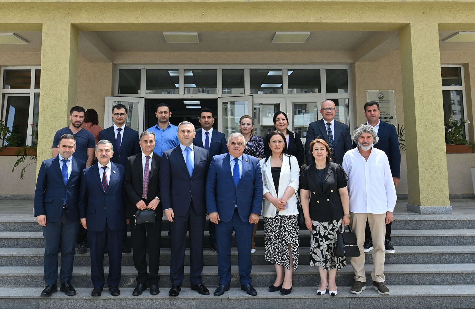 İctimaiyyət nümayəndələri sertifikatlaşdırma imtahanlarını izləyib