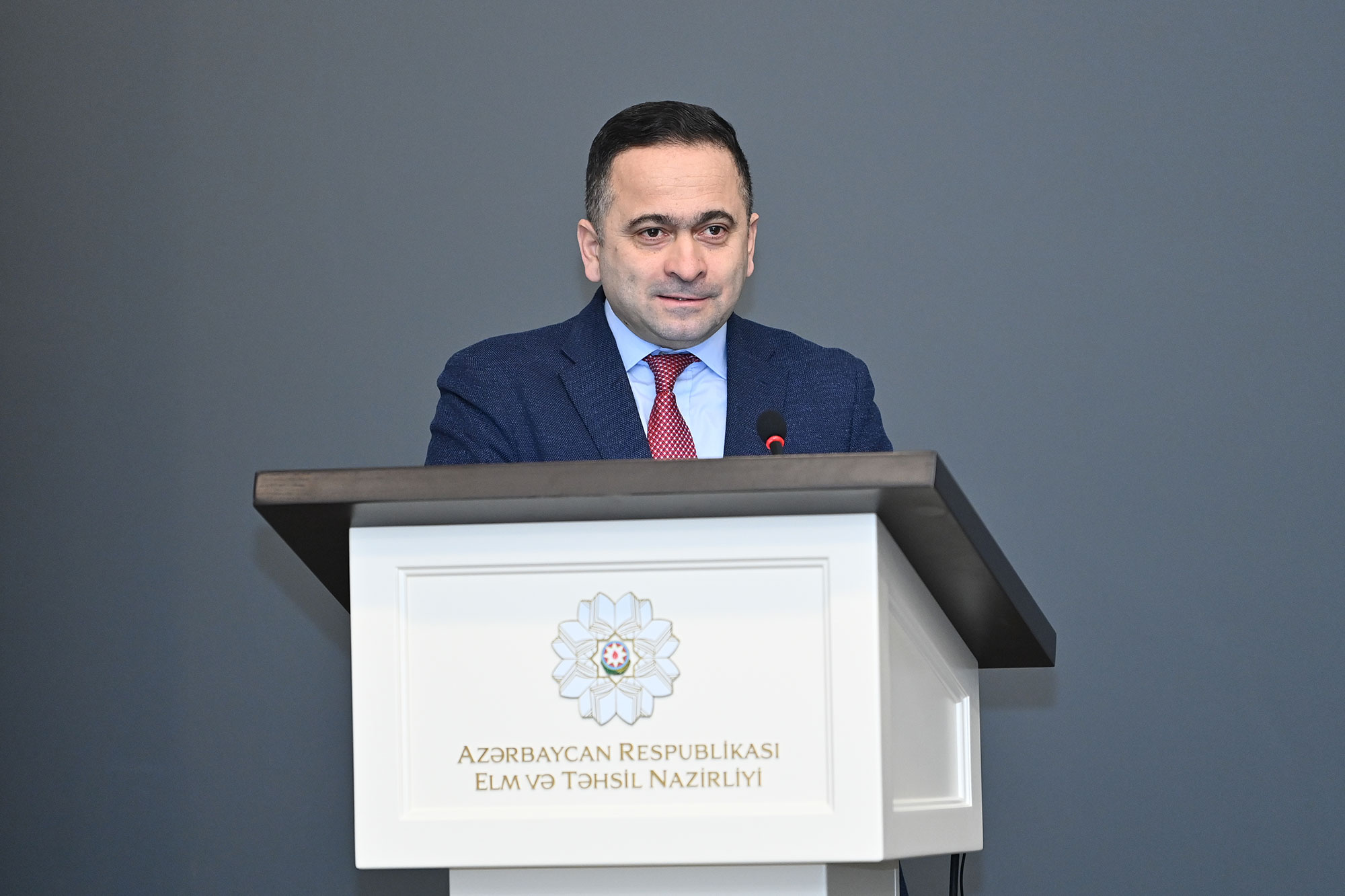 İctimaiyyətlə əlaqələrə məsul əməkdaşlarla görüş