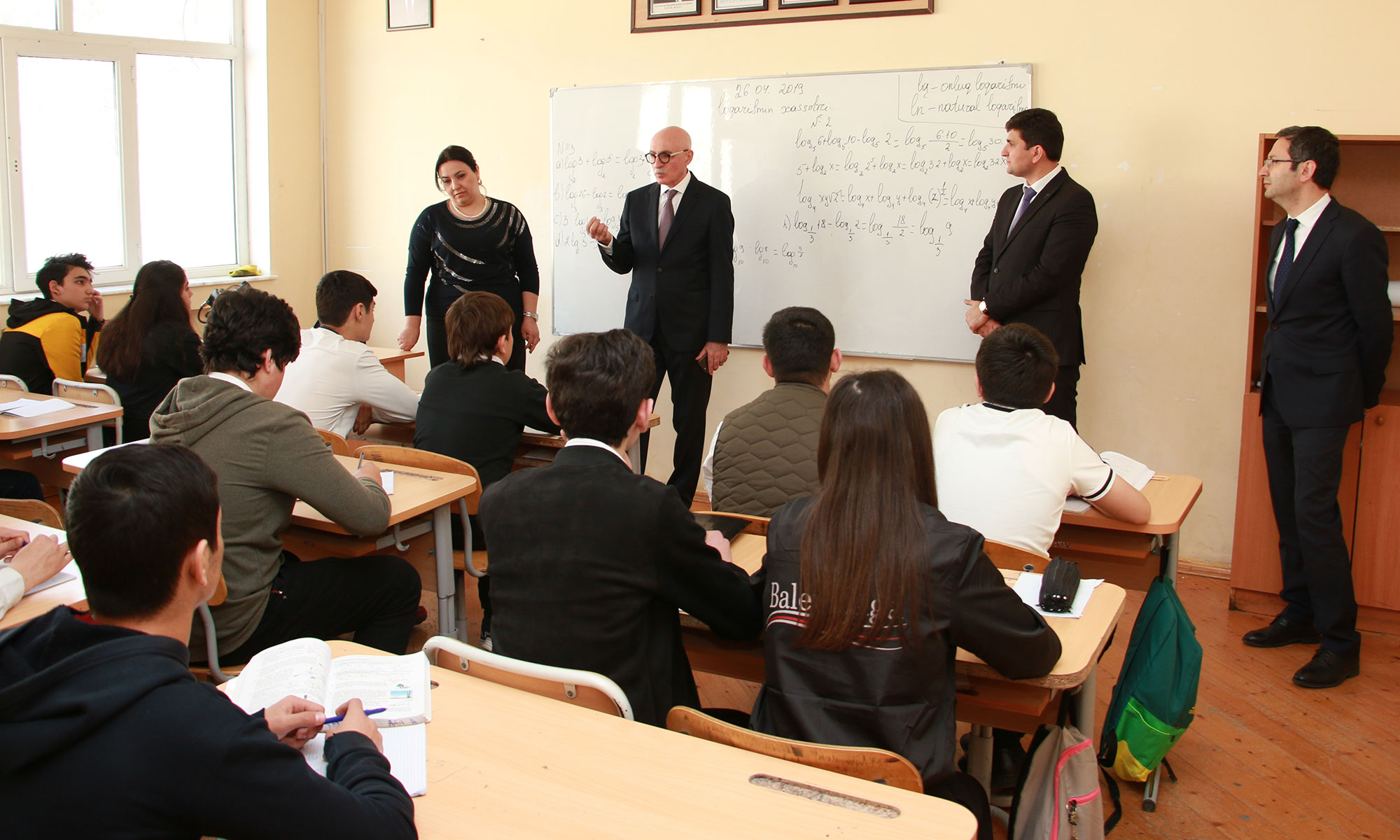 İdman liseyində görüş