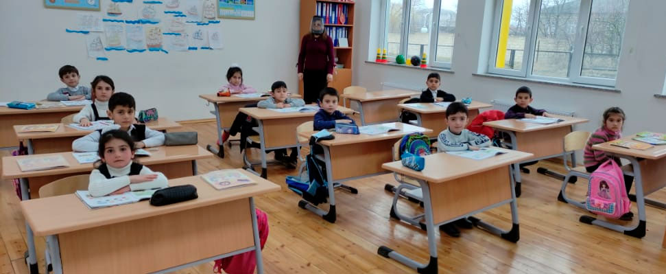 Bölgələrdə V-IX siniflər ənənəvi tədrisə başlayıb - FOTO