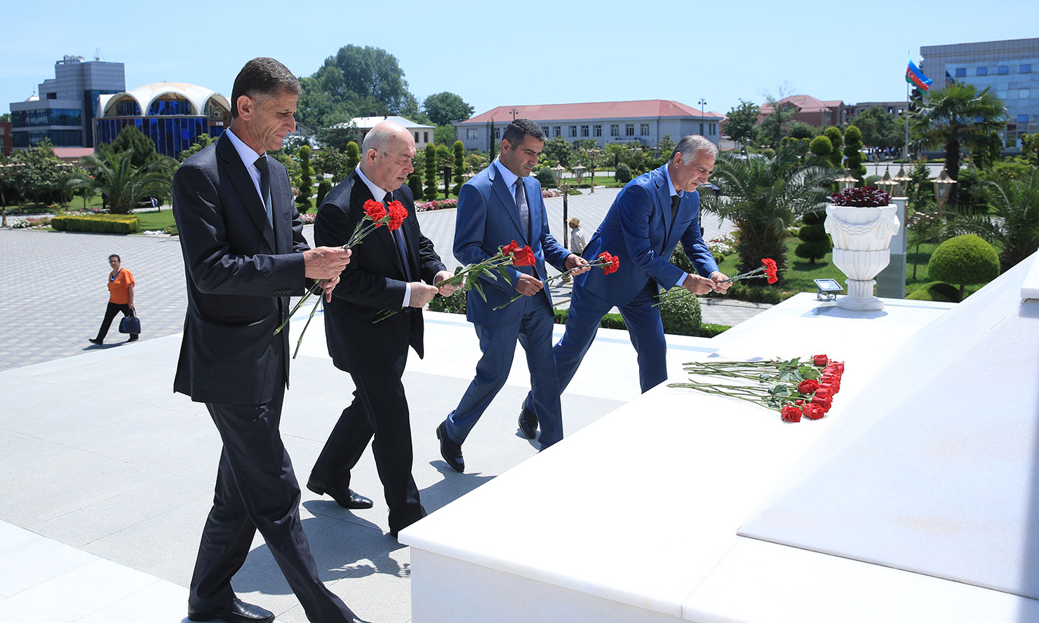 Nazir müavini cənub bölgəsinin təhsil işçiləri ilə görüşüb