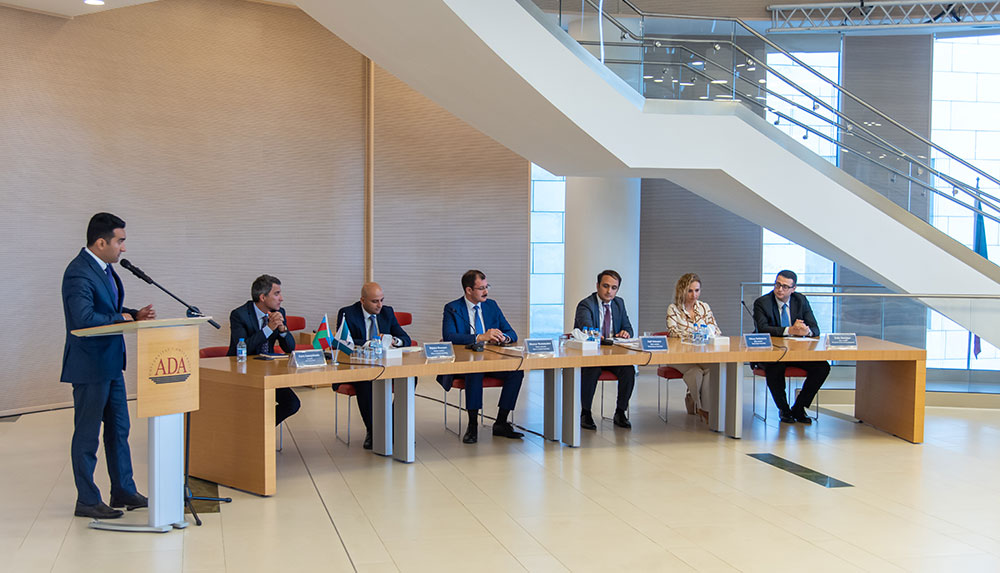Növbəti tədris ilində HTP çərçivəsində xaricdə təhsil almaq hüququ qazanmış tələbələrlə görüş keçirilib