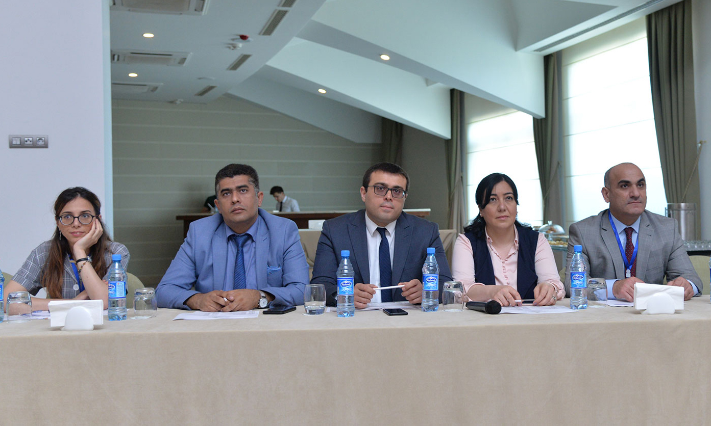 Maarifləndirici təlimin ikinci günü