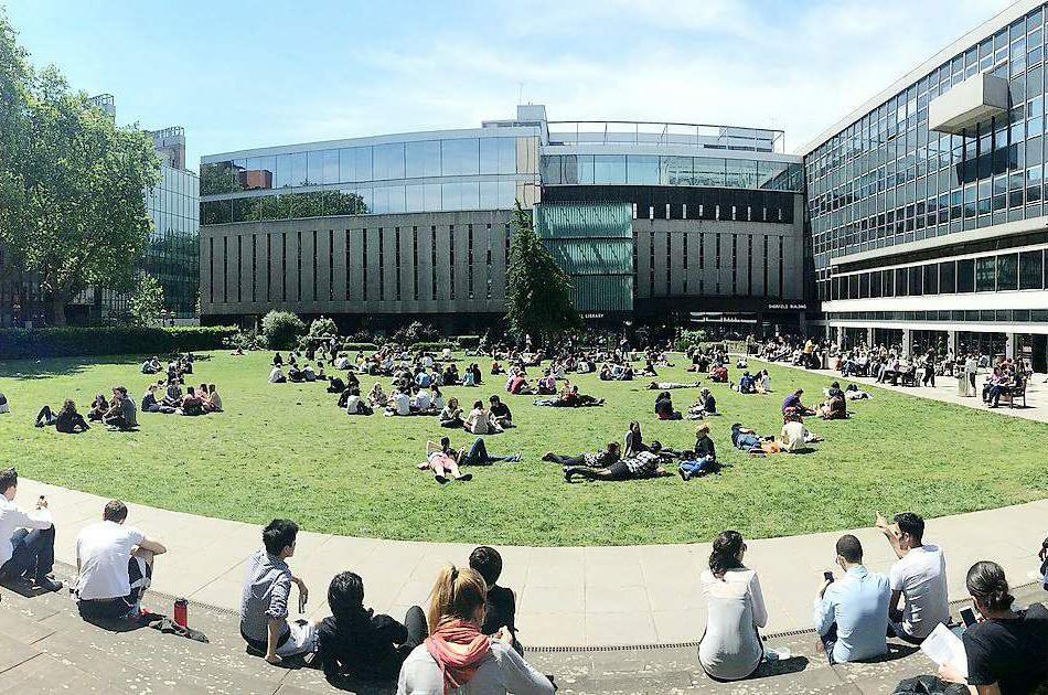 Dünyanın beynəlmiləl universitetləri