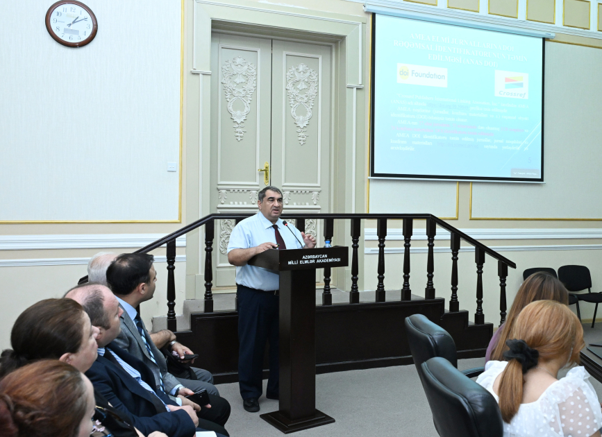 “Süni intellekt və rəqəmsal inkişaf: mövcud reallıqlar və gələcəyə baxış” mövzusunda beynəlxalq elmi konfrans keçirilib