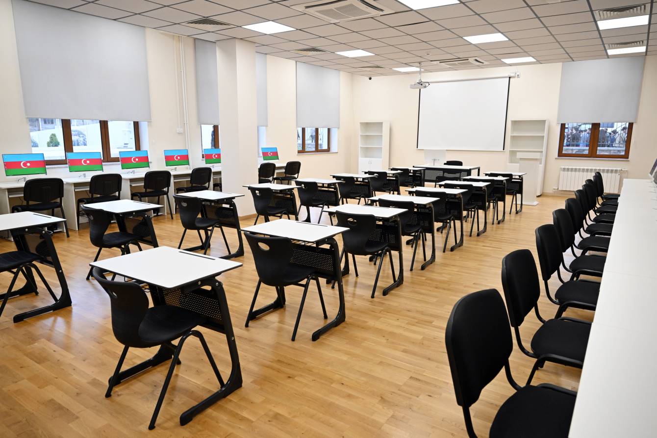 Prezident İlham Əliyev Qarabağ Universitetinin təmirdən sonra açılışında iştirak edib