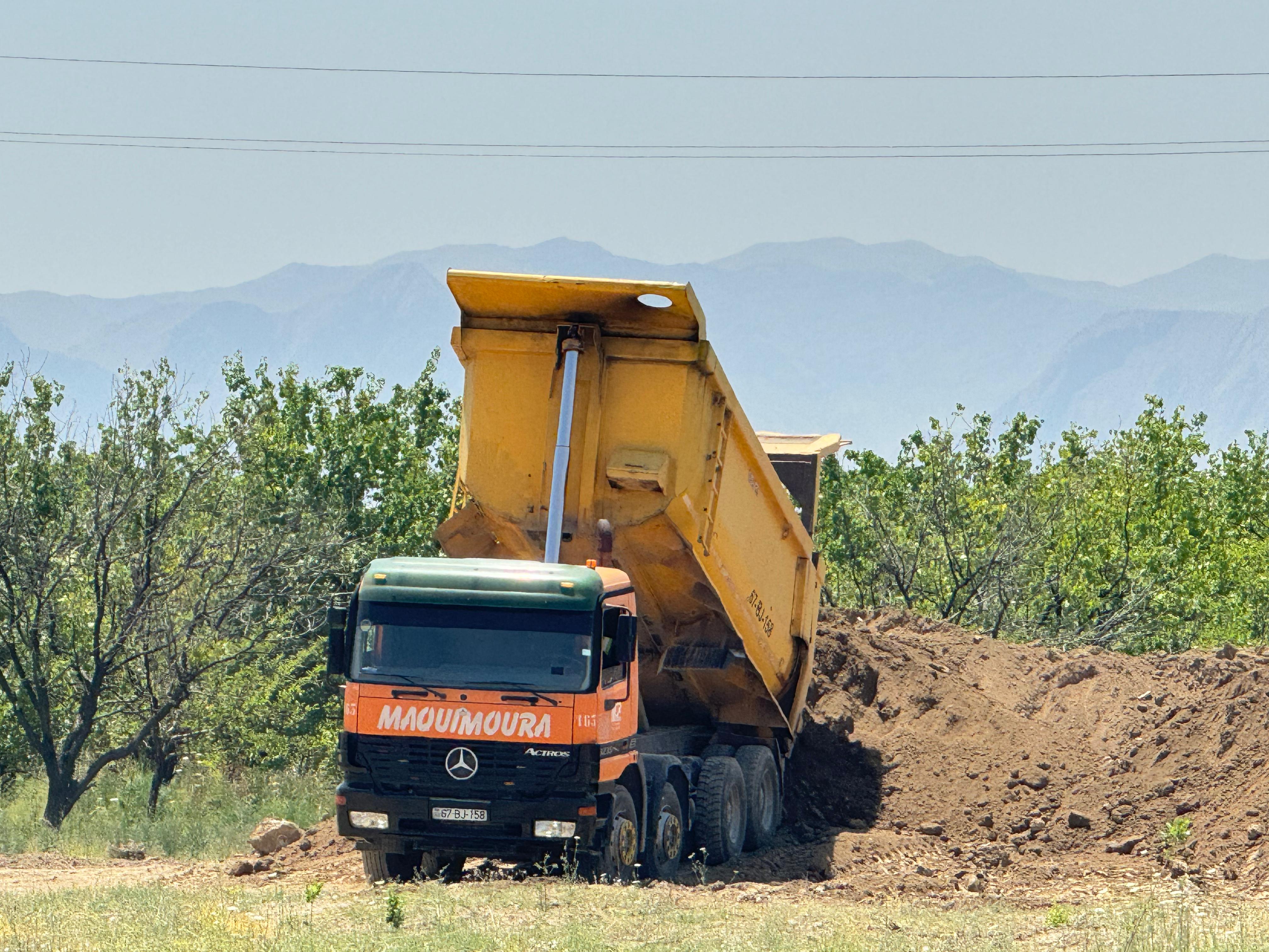 Babək rayonunun Hacıvar kəndində 456 şagird yerlik məktəb binasının inşasına başlanılıb