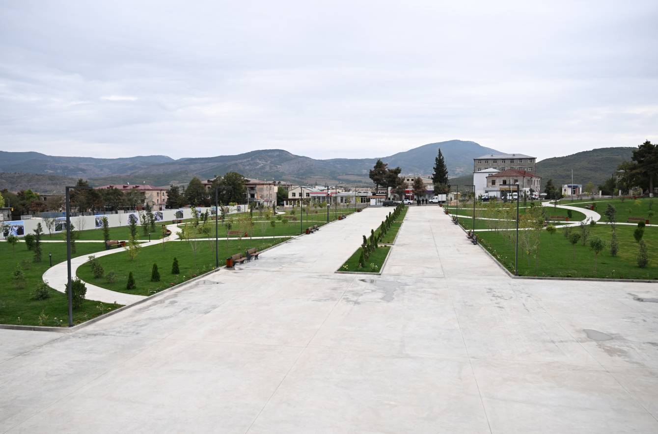 Prezident İlham Əliyev Qarabağ Universitetinin təmirdən sonra açılışında iştirak edib
