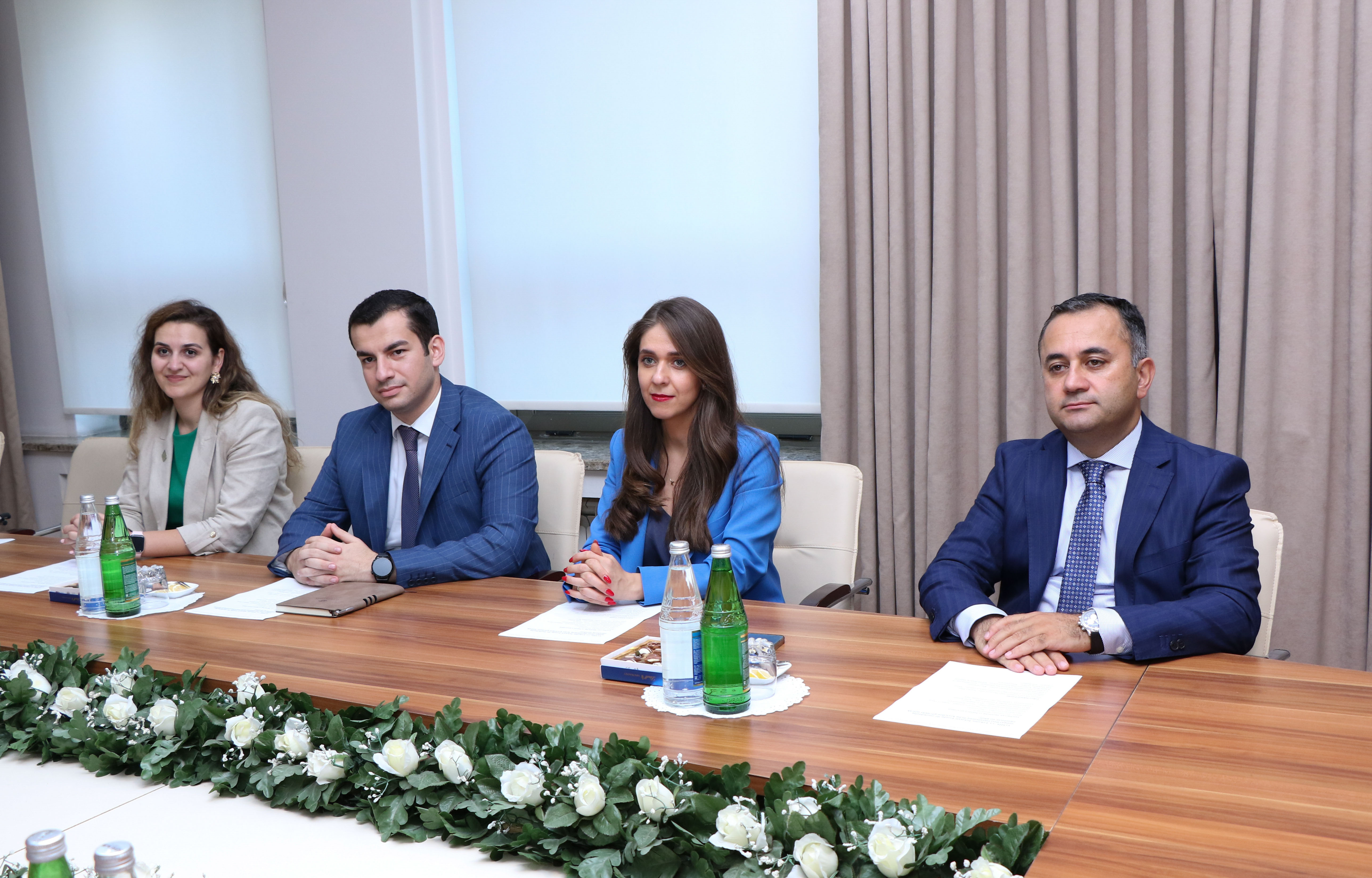 AzMİU ilə TİF arasında “TələbəPlus” kartı ilə bağlı müqavilə imzalanıb