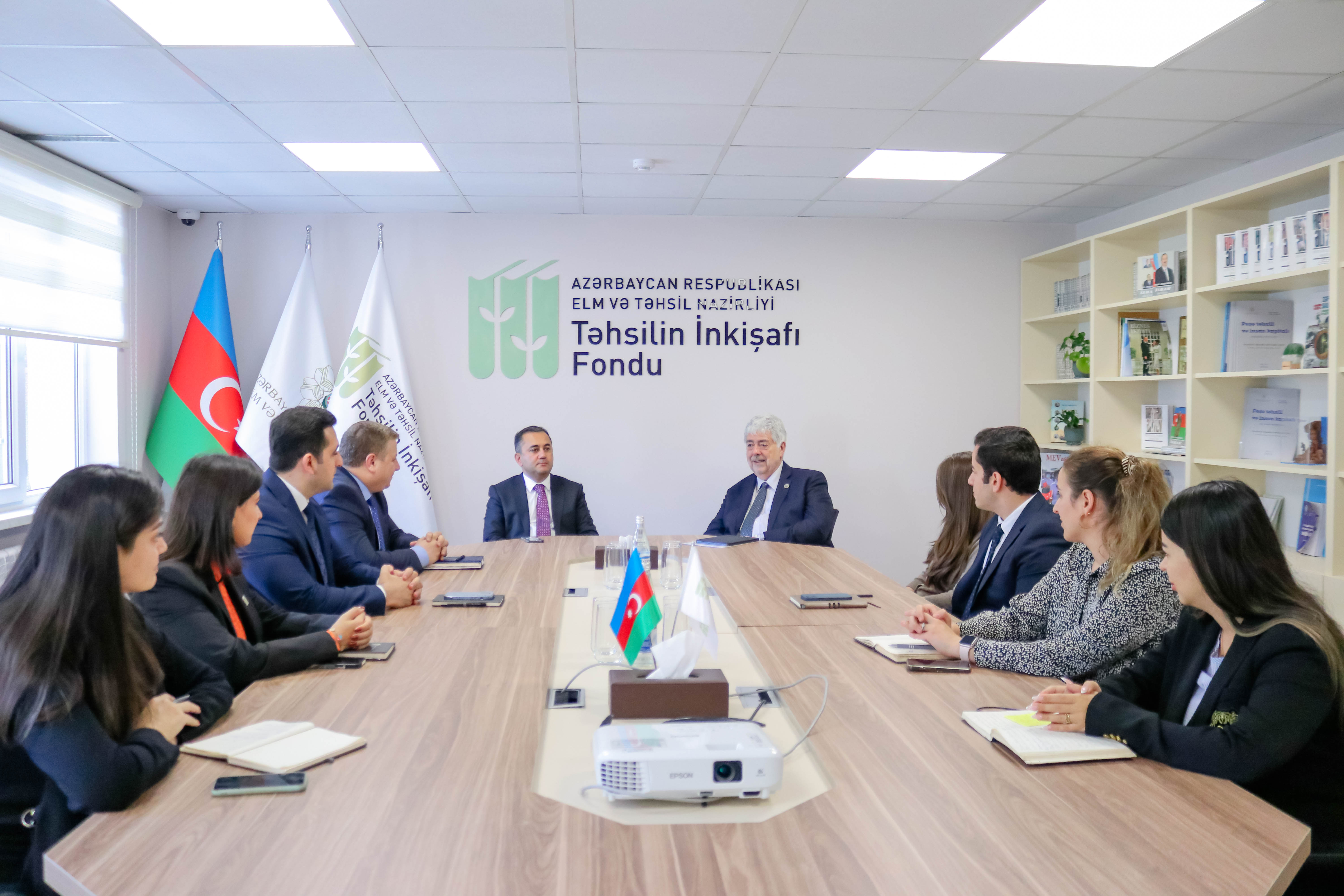 Dünya Təhsil Forumunun direktoru Təhsilin İnkişafı Fondunun qonağı olub