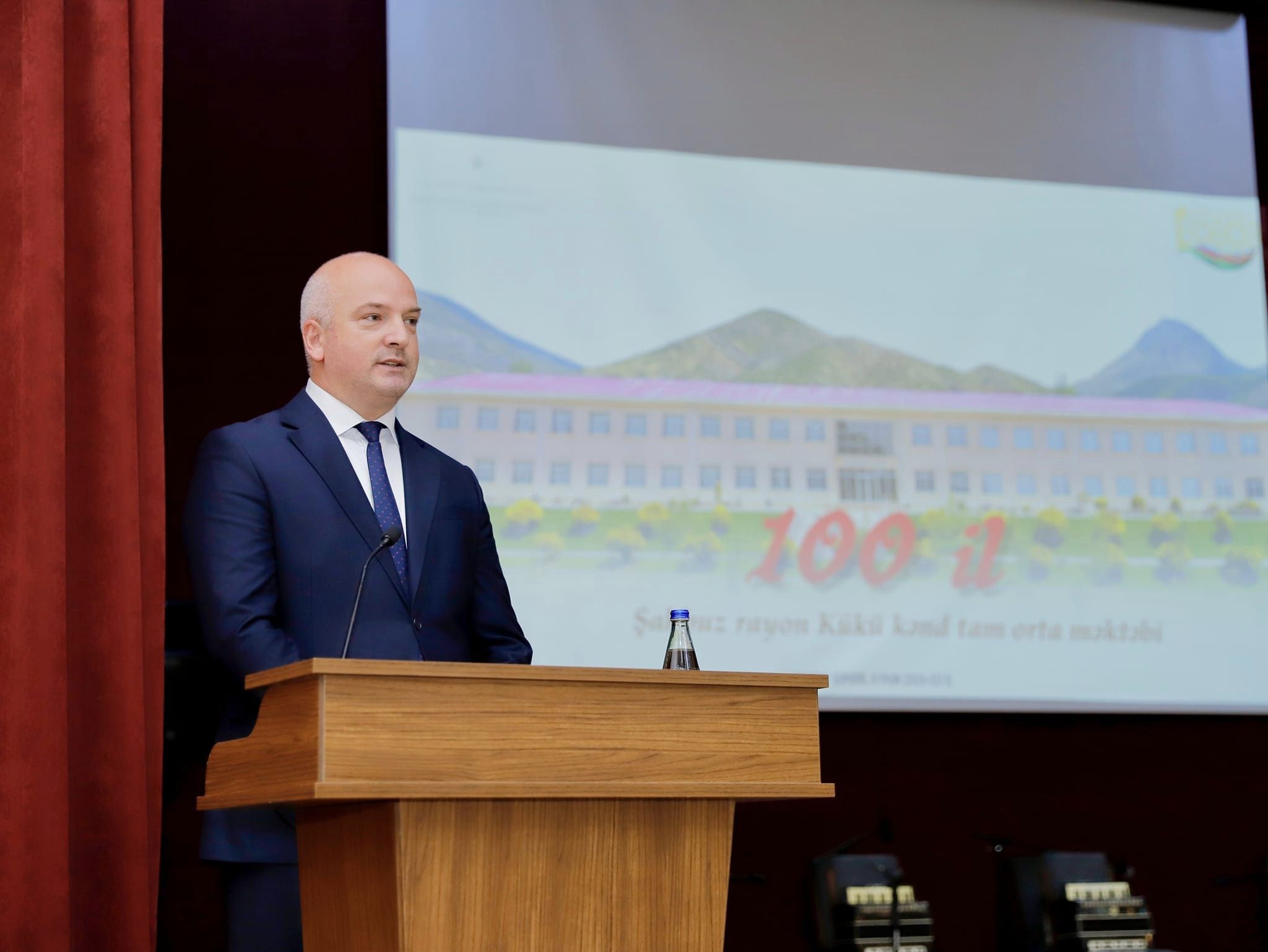Naxçıvanda 100 yaşlı məktəbin yubileyi qeyd olunub