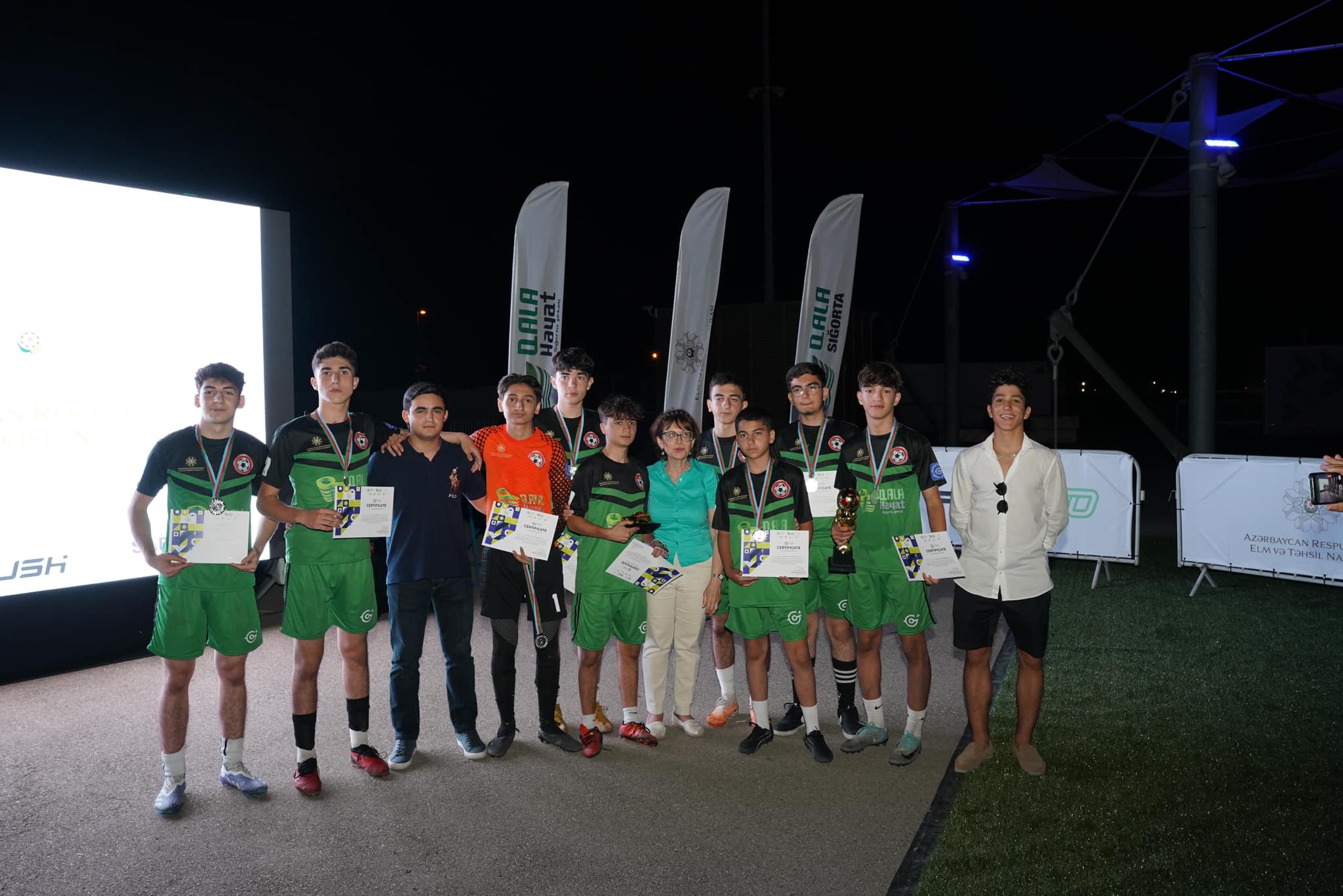 Məktəblilərarası futbol turniri keçirilib