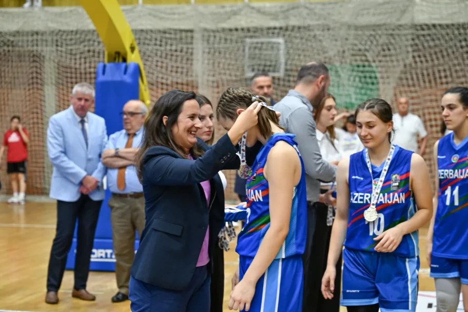 Basketbol millilərimiz Avropa çempionatını uğurlu nəticələrlə başa vurublar: 2 qızıl, 1 gümüş medal