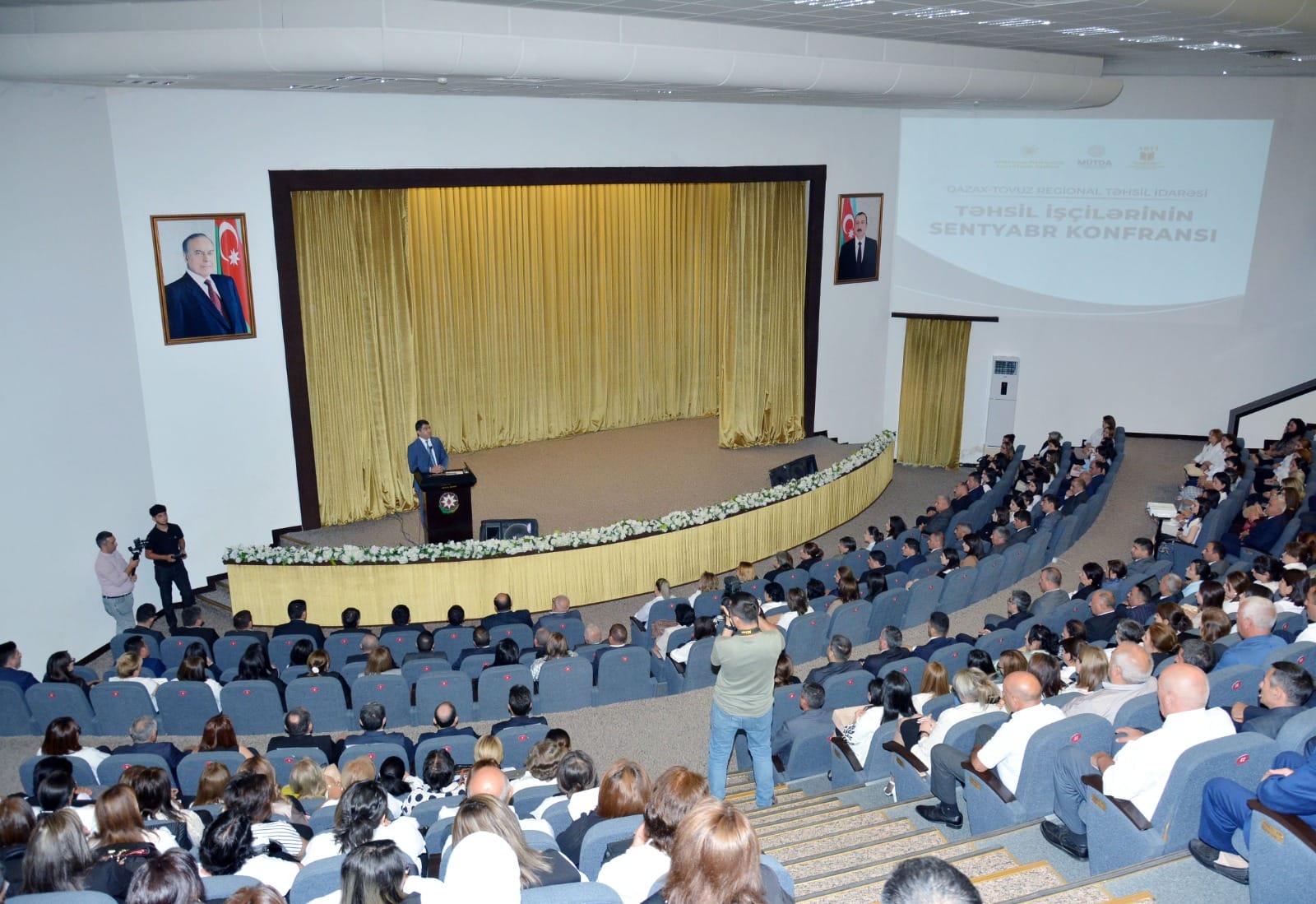 Qazax-Tovuz Regional Təhsil İdarəsi üzrə təhsil işçilərinin sentyabr konfransı keçirilib