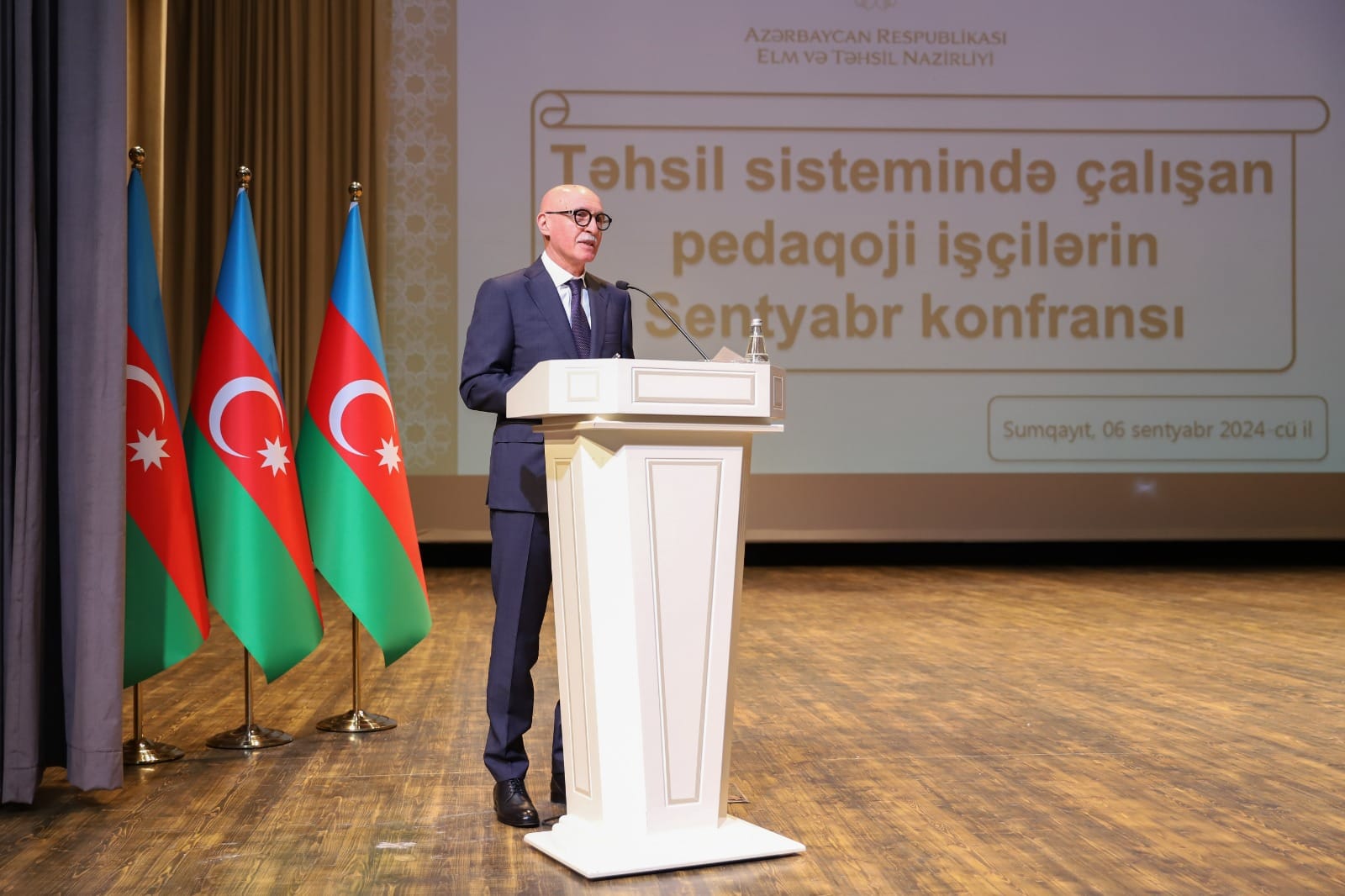 Abşeron-Xızı Regional Təhsil İdarəsi üzrə təhsil işçilərinin sentyabr konfransı keçirilib
